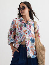Load image into Gallery viewer, Blooming Reef Classic Shirt TOPS SUI
