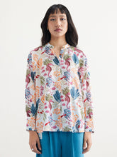 Load image into Gallery viewer, Blooming Reef Classic Shirt TOPS SUI
