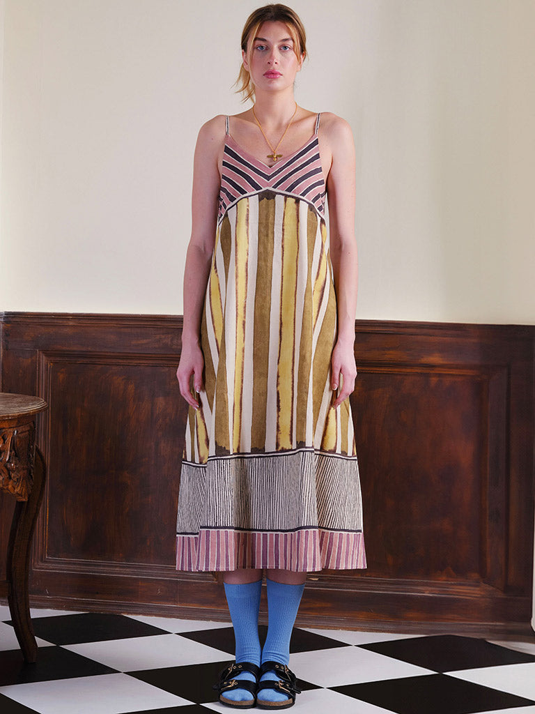 Lost In The Meadow Dress DRESSES IKKIVI