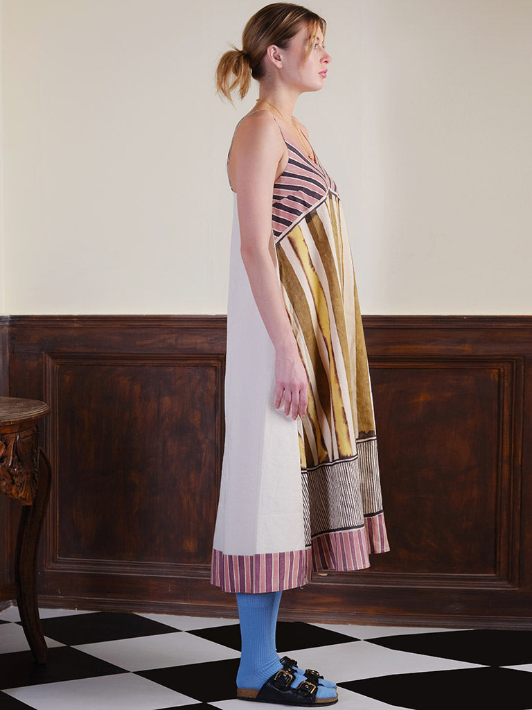 Lost In The Meadow Dress DRESSES IKKIVI