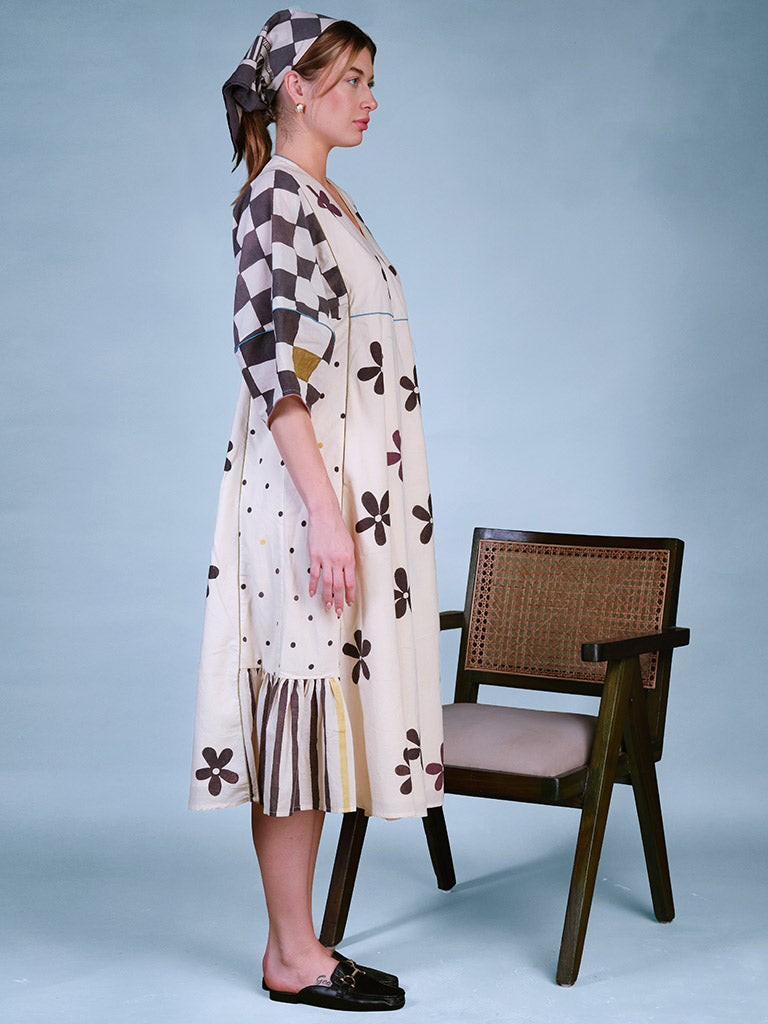 A Pause In The Story Dress DRESSES IKKIVI