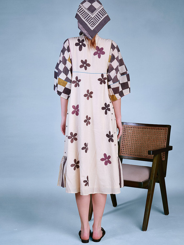 A Pause In The Story Dress DRESSES IKKIVI