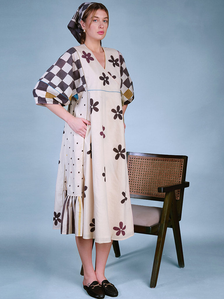 A Pause In The Story Dress DRESSES IKKIVI