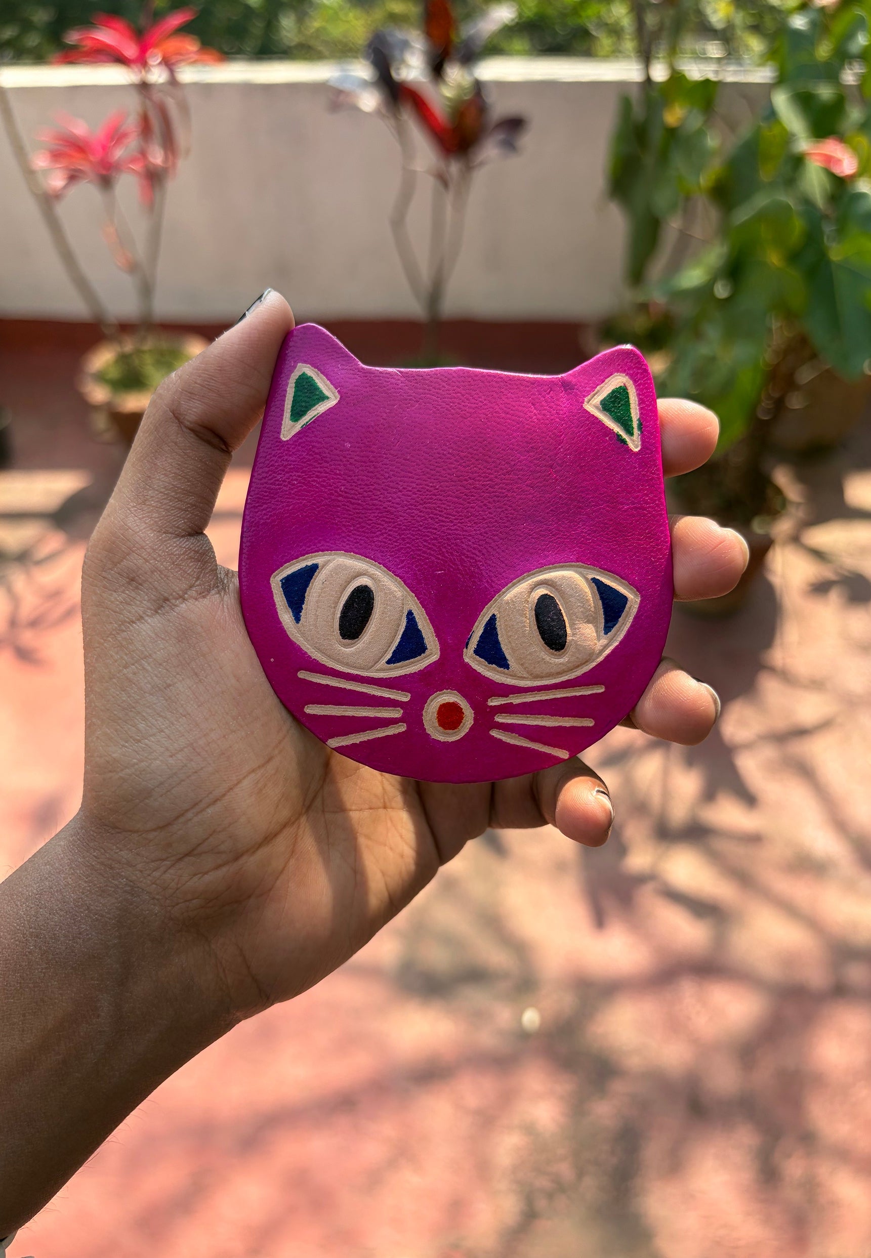 Meow Meow On the Wall Hand Mirror ACCESSORIES IKKIVI