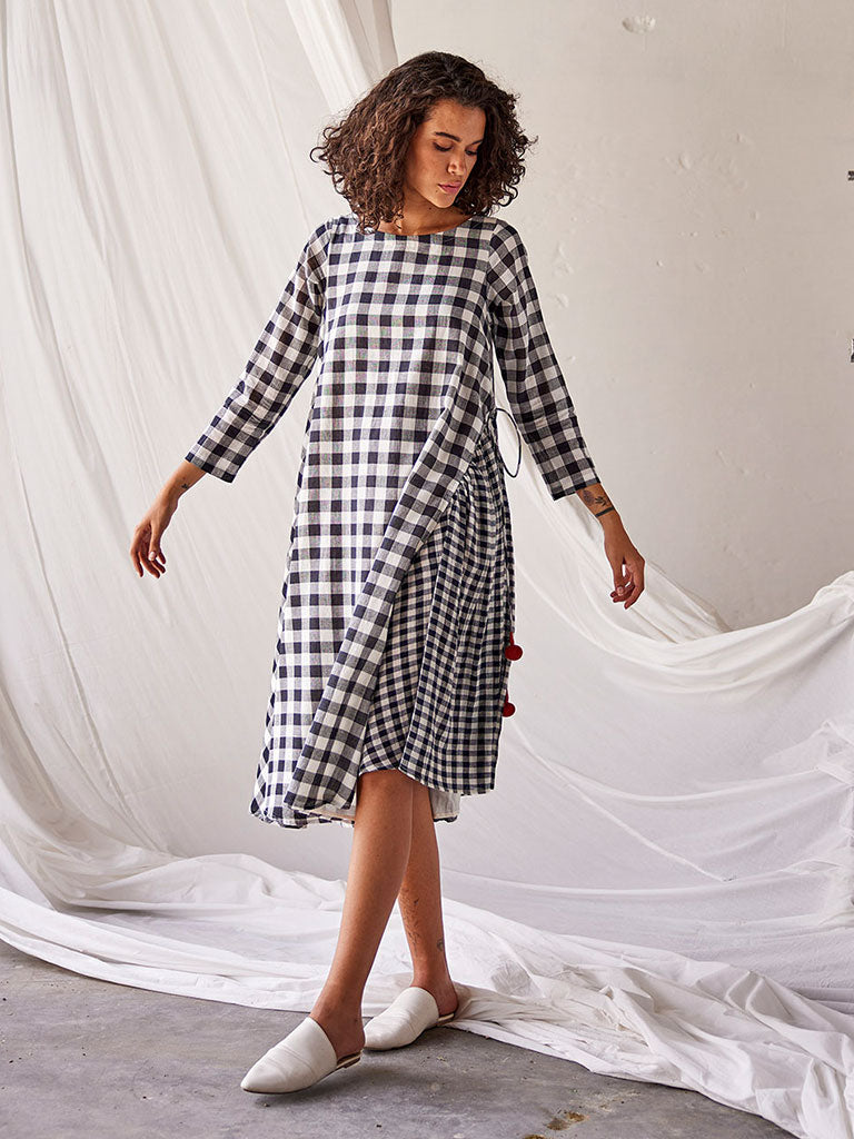 Happy Space Dress DRESSES KHARA KAPAS   