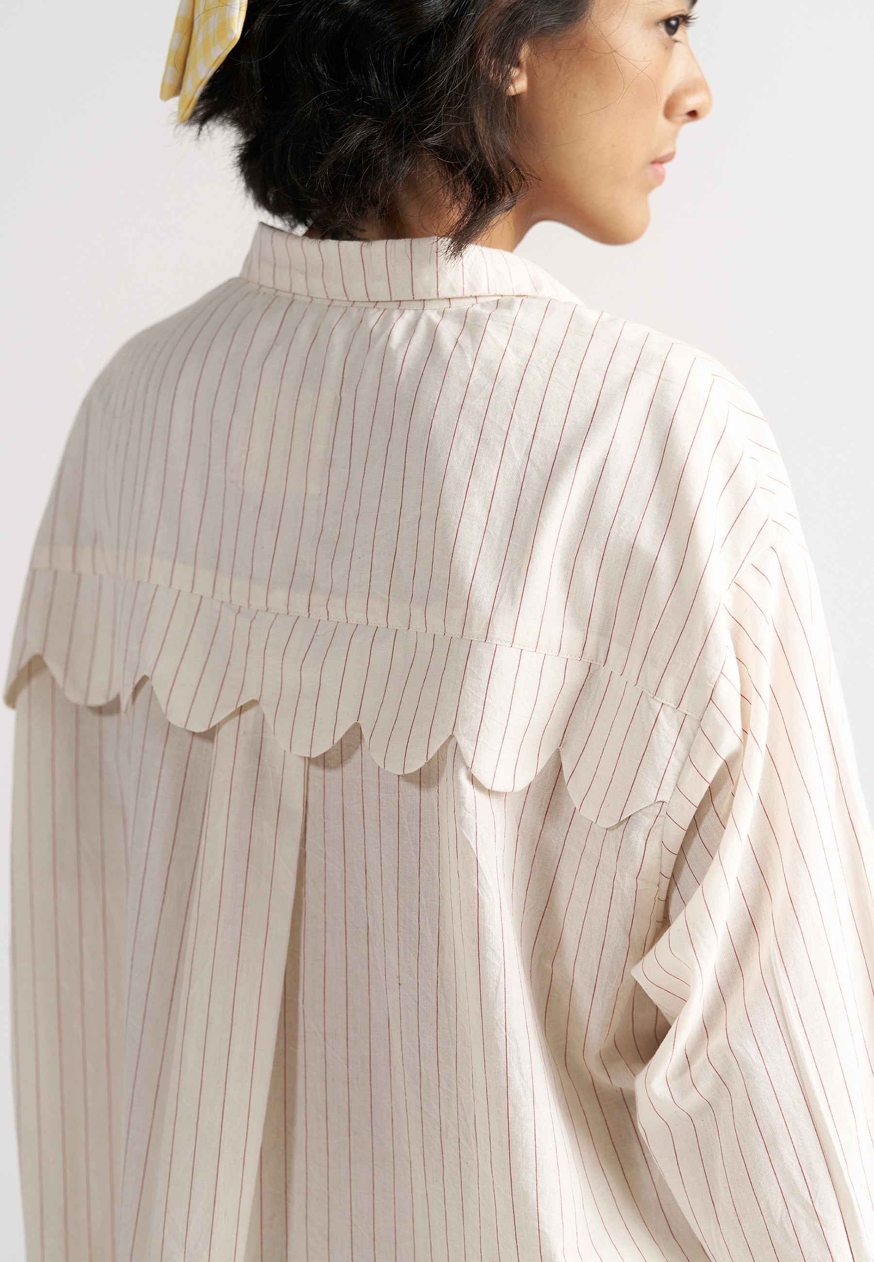 Sunday Classic Old Page Shirt TOPS IKKIVI