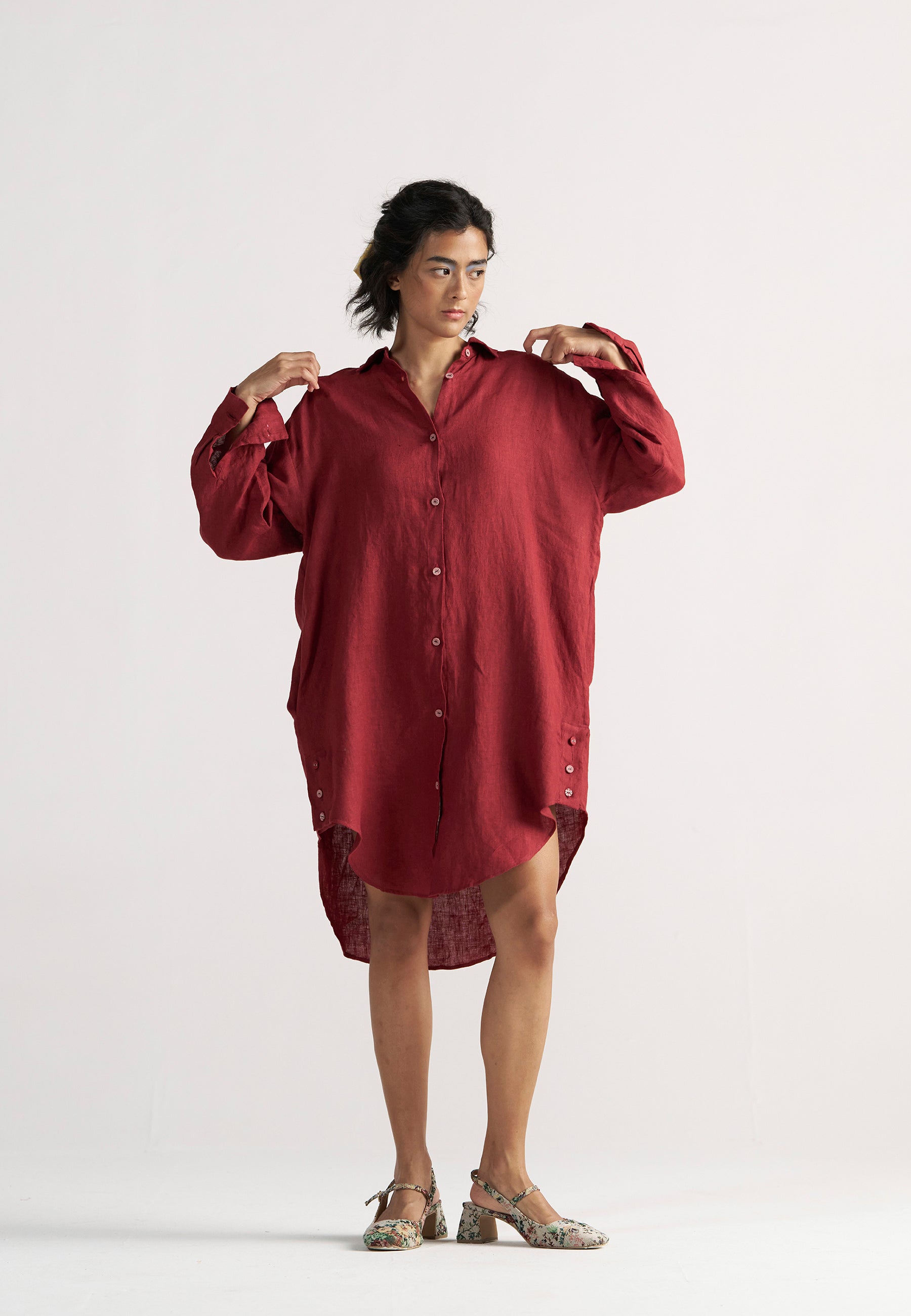 Sunday Classic Crimson Shirt TOPS IKKIVI