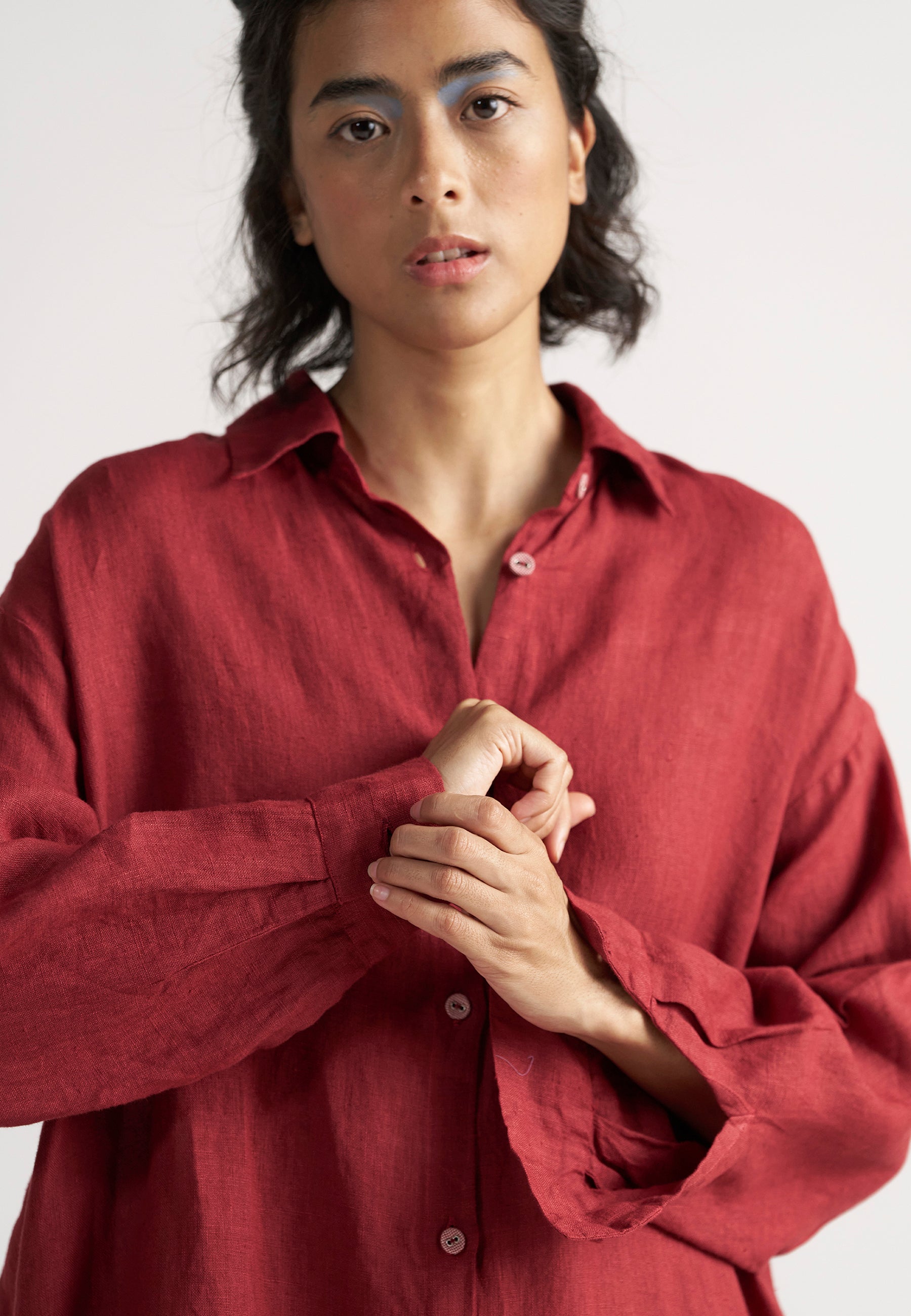 Sunday Classic Crimson Shirt TOPS IKKIVI
