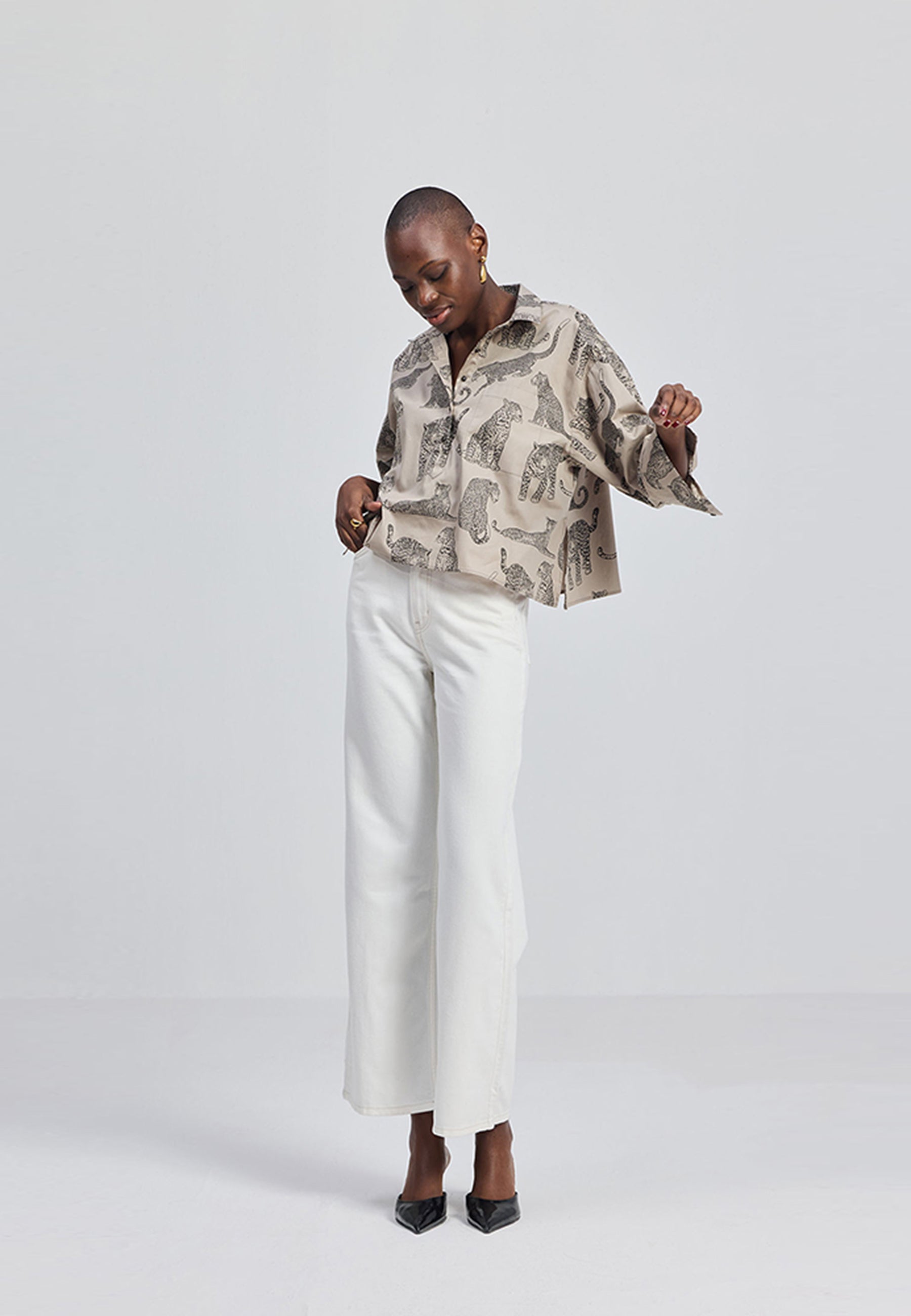 Oversized Cropped Animal Print Shirt TOPS Reistor