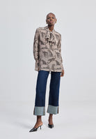 Relaxed Fit Front Tie Animal Top TOPS Reistor