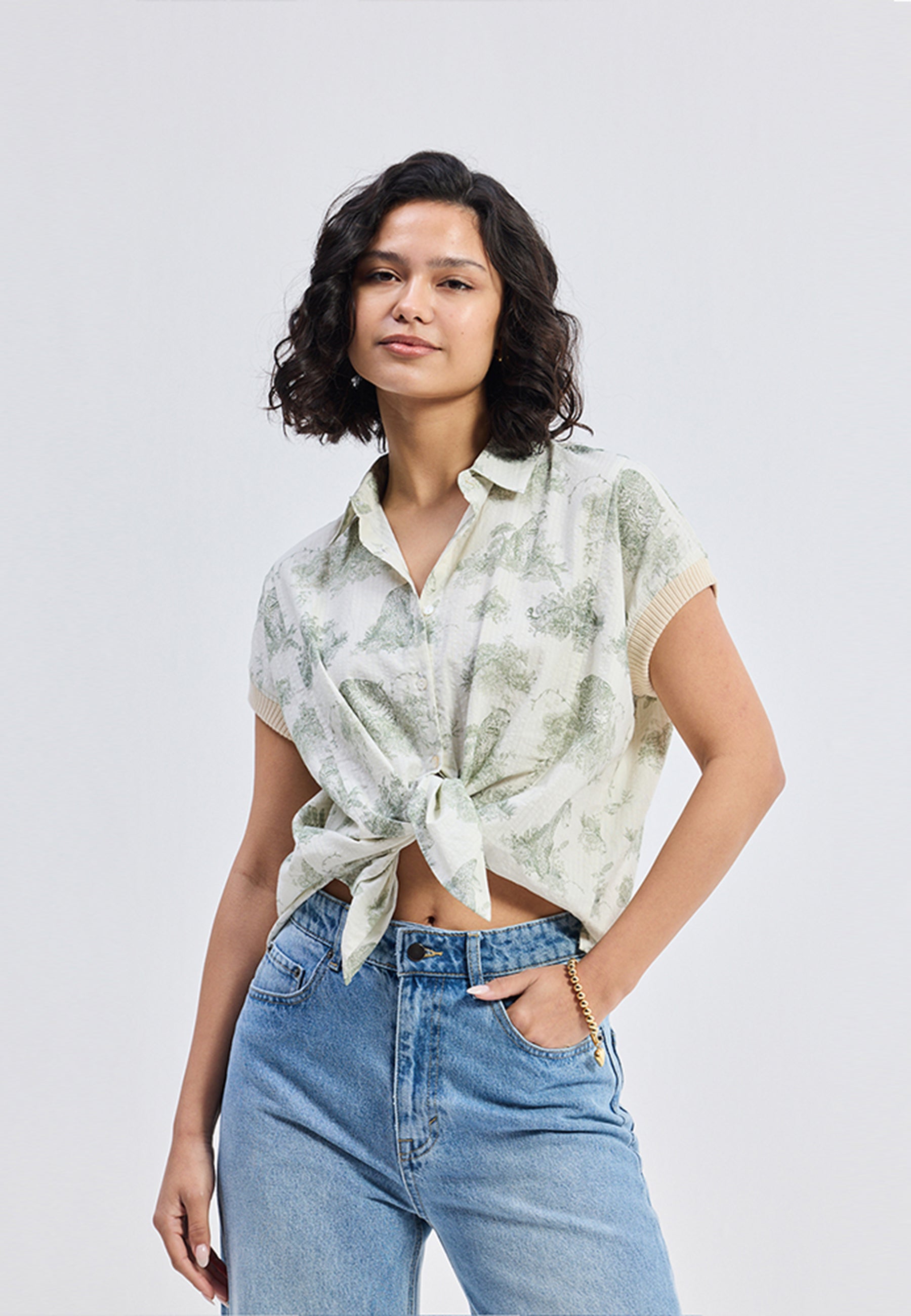 Relaxed Fit Button Down Animal Print Shirt TOPS Reistor