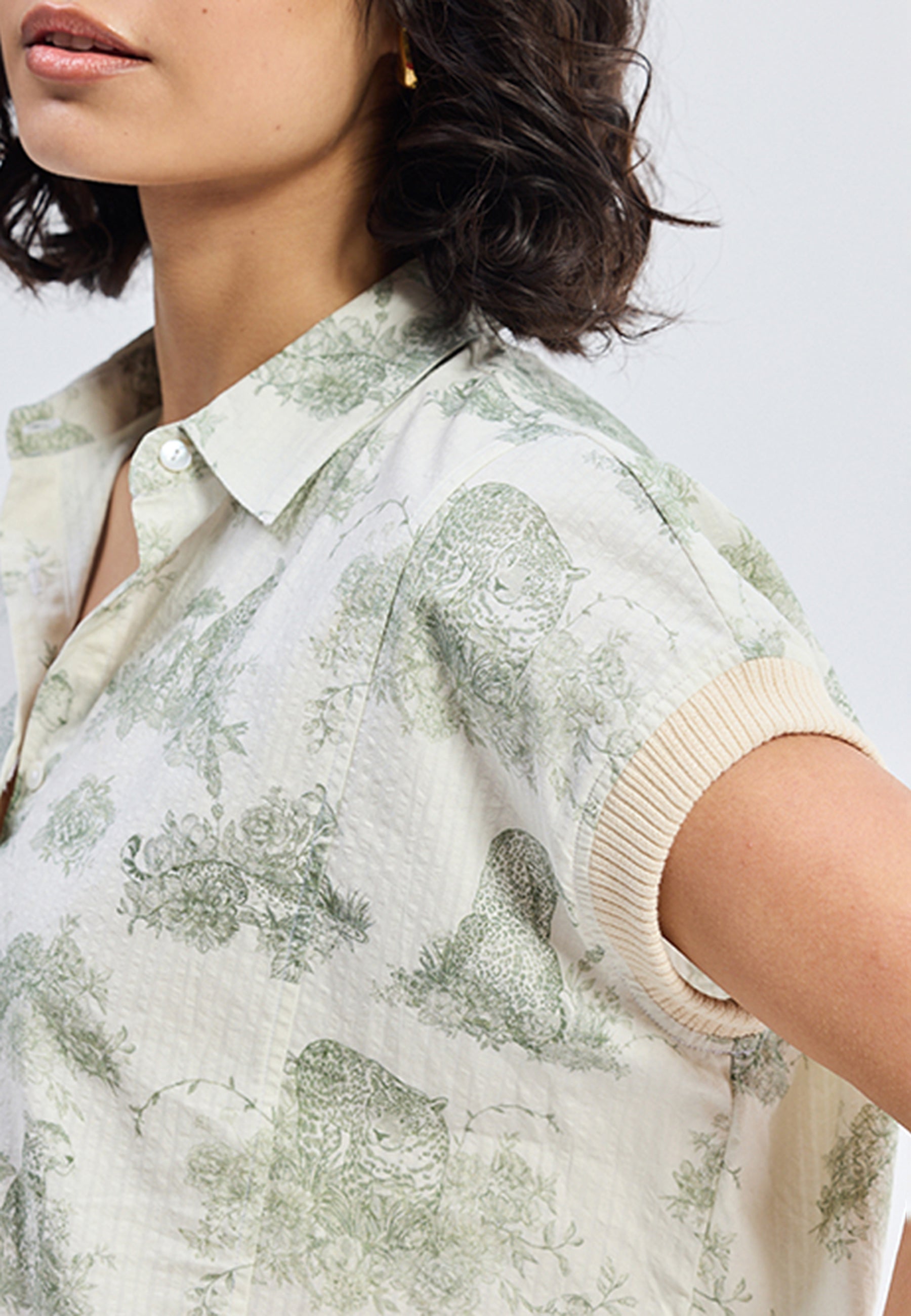 Relaxed Fit Button Down Animal Print Shirt TOPS Reistor