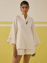 Load image into Gallery viewer, She Is Sunshine Top TOPS SUI
