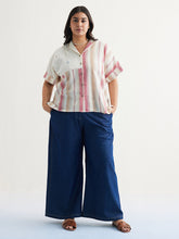 Load image into Gallery viewer, The Reef Shore Shirt TOPS SUI
