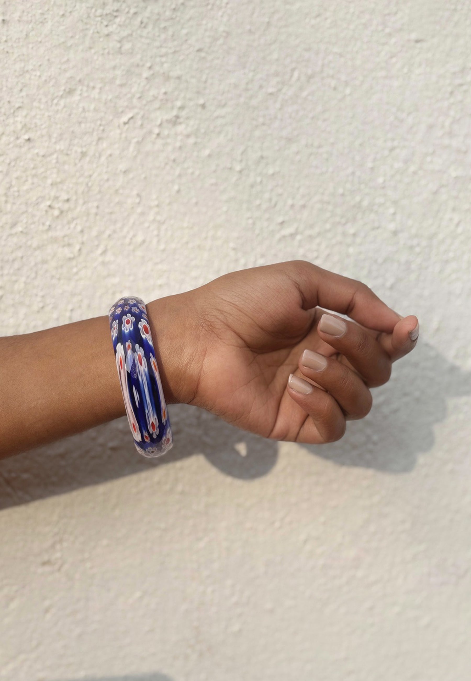 Crystal Cut Floral Red White Bangle ACCESSORIES IKKIVI