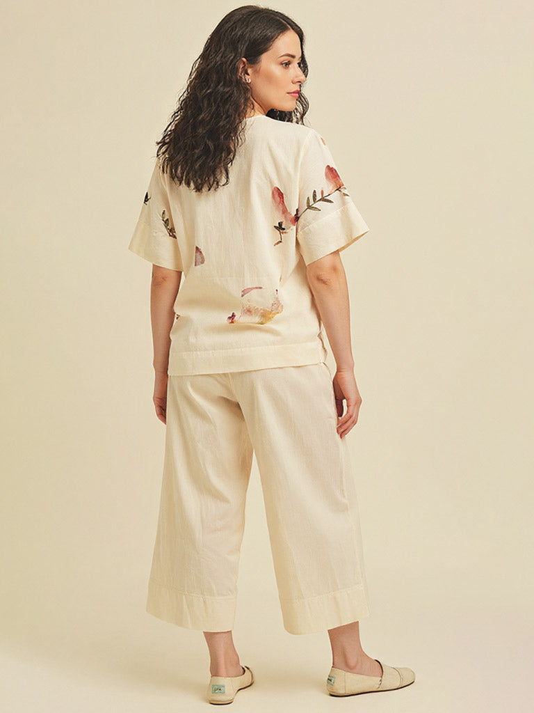 Blossom Cape JACKETS KHARA KAPAS