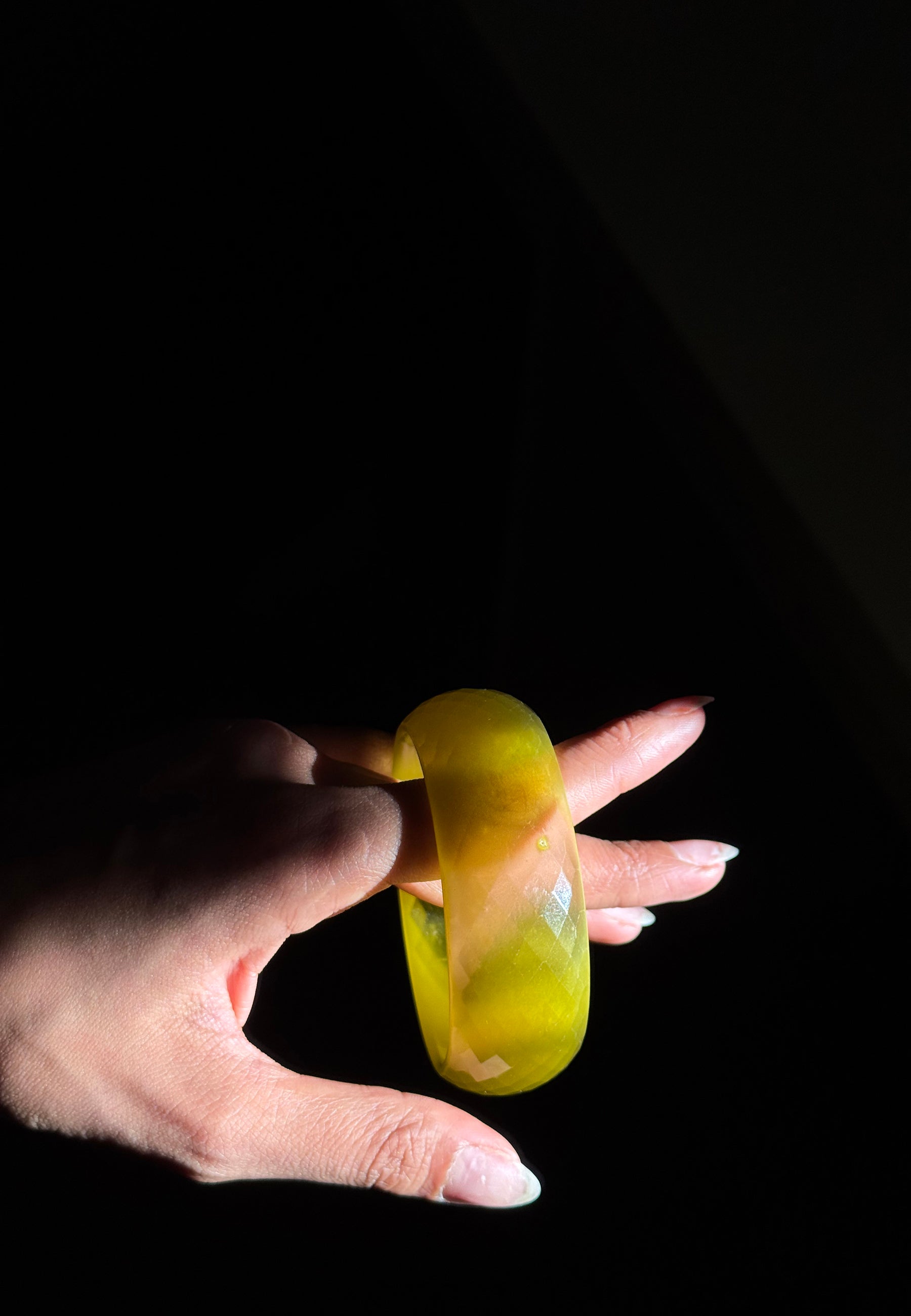 Crystal Cut Lime Yellow Bangle ACCESSORIES IKKIVI