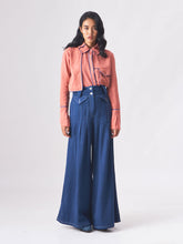 Load image into Gallery viewer, Stella Shirt TOPS IKKIVI
