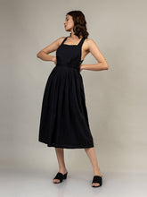 Load image into Gallery viewer, Julia Black Dress DRESSES Doodlage   
